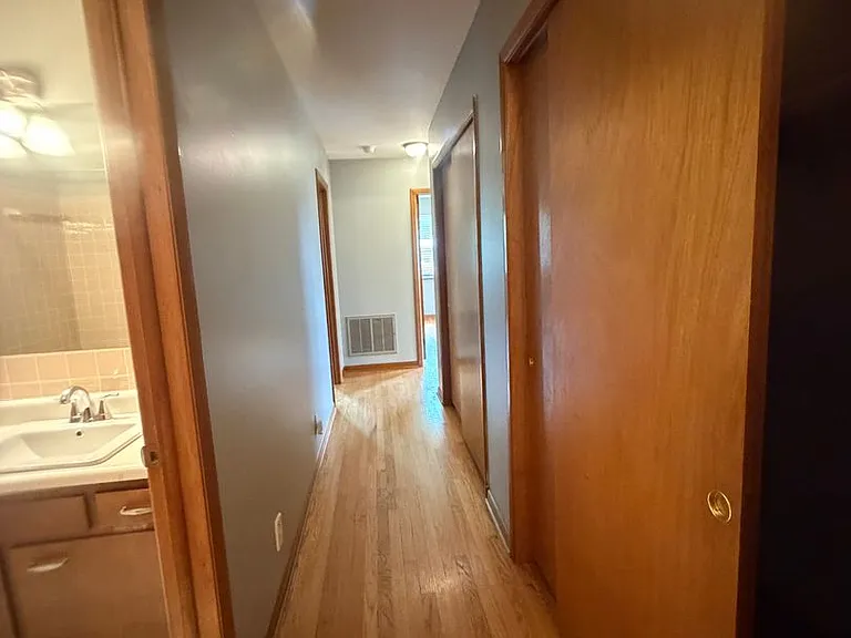 942 Margaret Dr — Photo 38