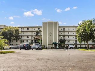 2230 N Cypress Bend Dr #504, Pompano Beach, FL 33069