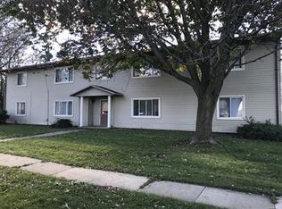 3604 Ravenwood Cir #3604, Waterloo, IA 50702