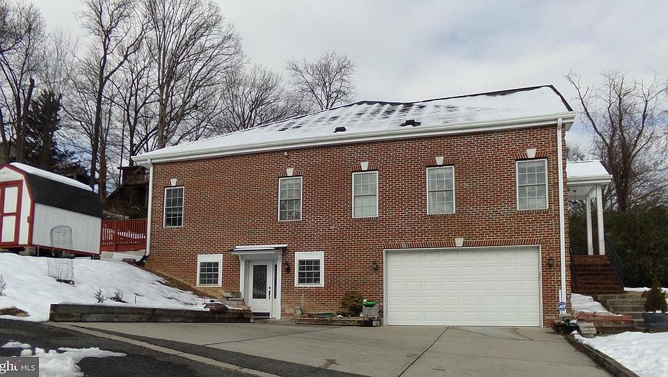 2nd image of 4850 Chowan Ave