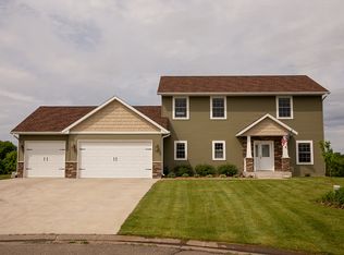 210 Ridge Way, Holdingford, MN 56340