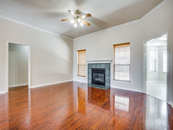 5th image of 701 Colony Dr