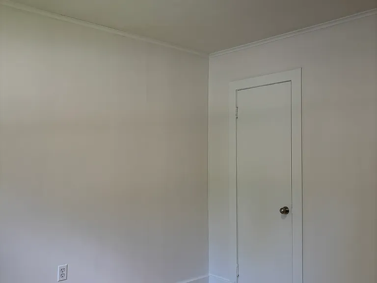 94 Pleasant St #B — Photo 9