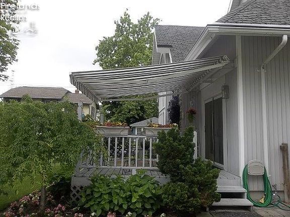 3rd image of 601 Oak Ave