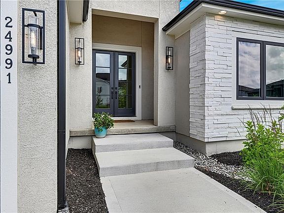4th image of 24991 W 98th Pl