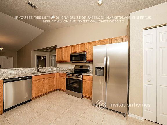 5th image of 1660 E Breezy Ln