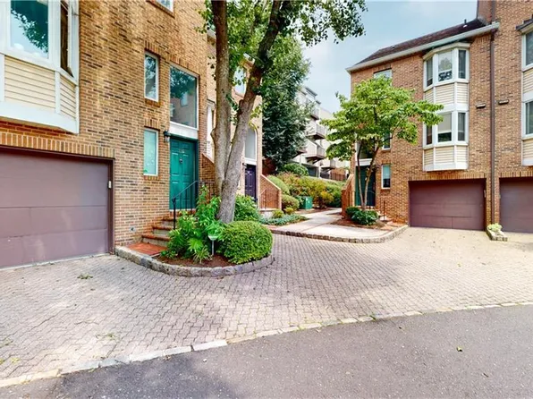 130 Forest St #130, Stamford, CT 06901