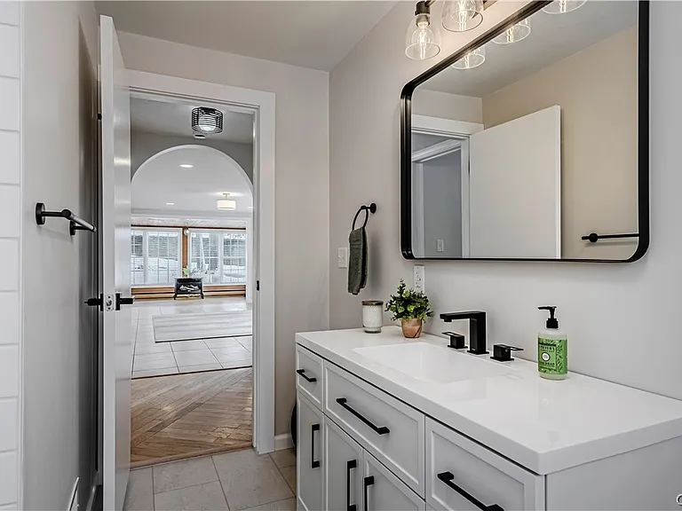 63 Higby Rd — Photo 25