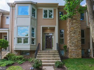 14 Taverngreen Ct, Baltimore, MD 21209