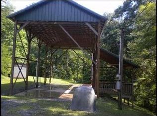368 Buck Hwy, Vonore, TN 37885