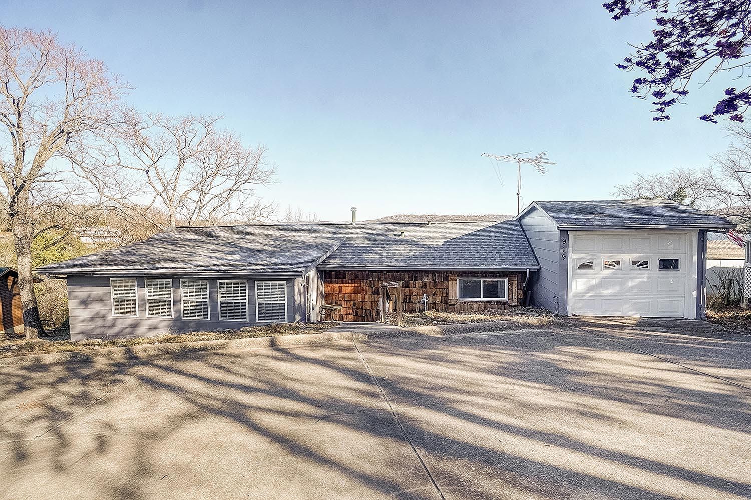 919 Point Seven Rd, Kimberling City, MO 65686 Zillow