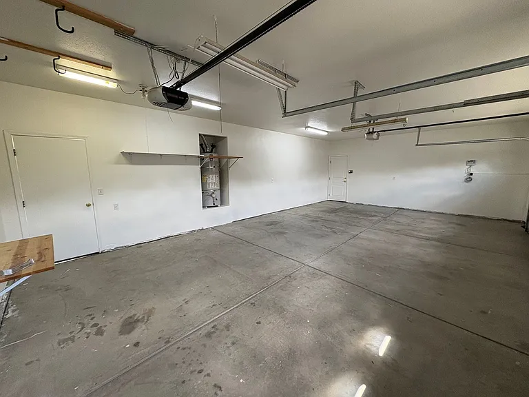 5928 W Whitley Ave — Photo 17