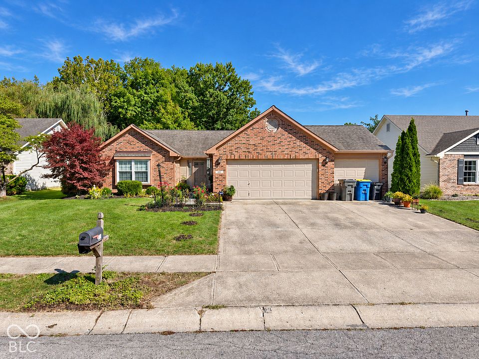 1st image of 431 Blue Spring Dr