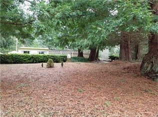 131 S Camano Ridge Rd, Camano Island, WA 98282