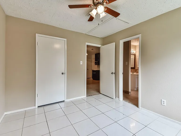 9503 Bent Spur Ln — Photo 22