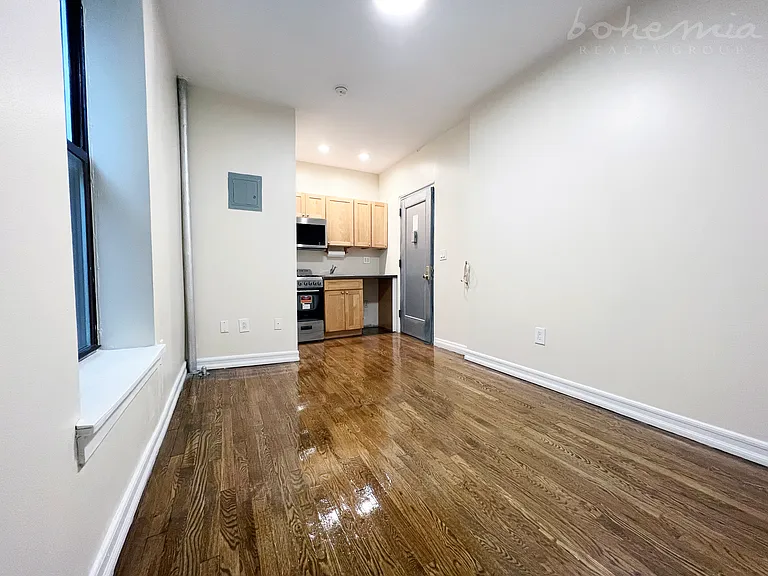 545 Edgecombe Ave #4H — Photo 1