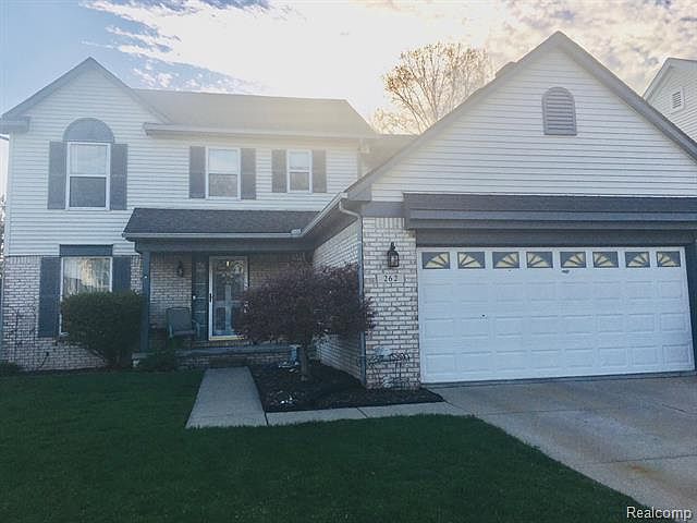 1st image of 262 Fischer Dr