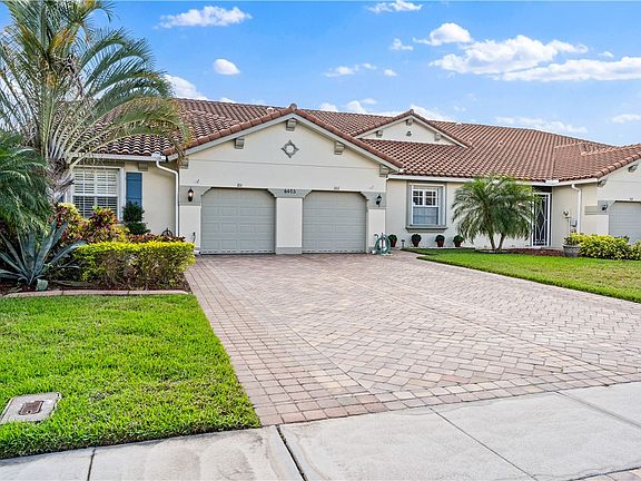 2nd image of 6405 Oxford Cir Unit 102B