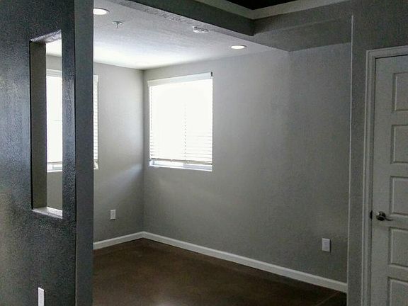 3rd image of 827 23rd St #B