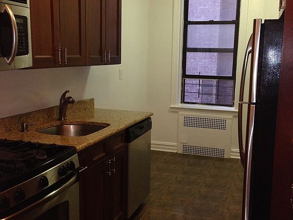 5th image of 4721 41st St #3A