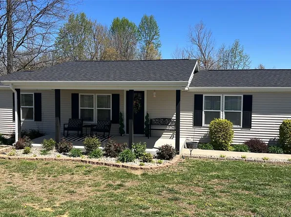 665 Gishton Rd, Central City, KY 42330