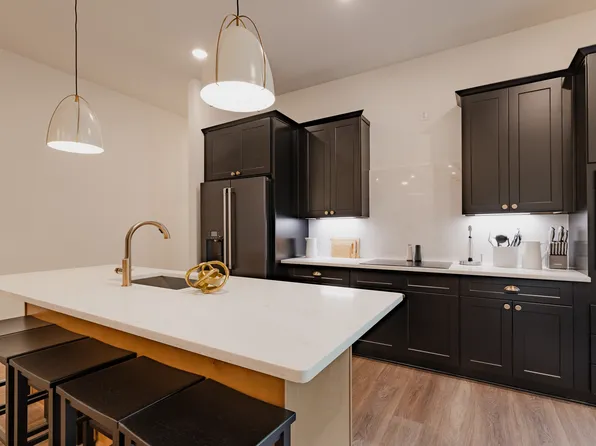 3509 Charlotte Ave W #408, Nashville, TN 37209