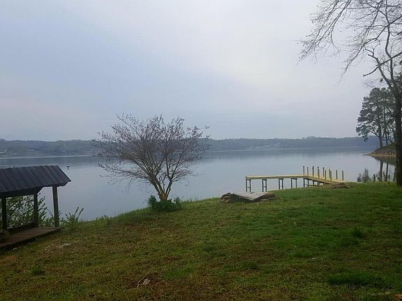 3rd image of 16228 Lakewood Dr
