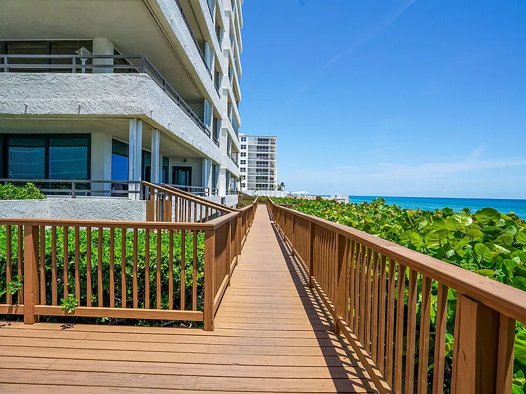 3560 S Ocean Blvd #Penthouse 4 — Photo 25