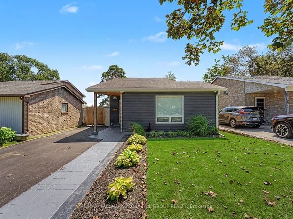 29 Shelley Ln, Barrie, ON L4N 4W4