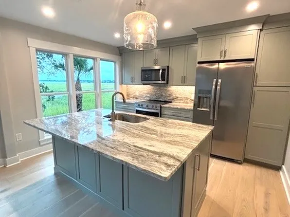 25 Compass Point, Hilton Head Island, SC 29928