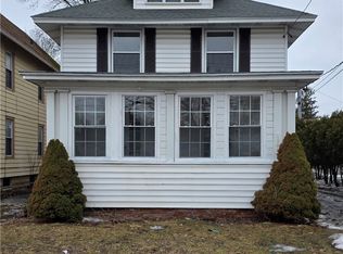 1706 Oneida St, Utica, NY 13501