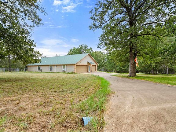 2nd image of 1640 County Road 3194