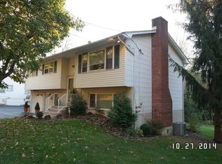 362 S Mountain Rd, New City, NY 10956