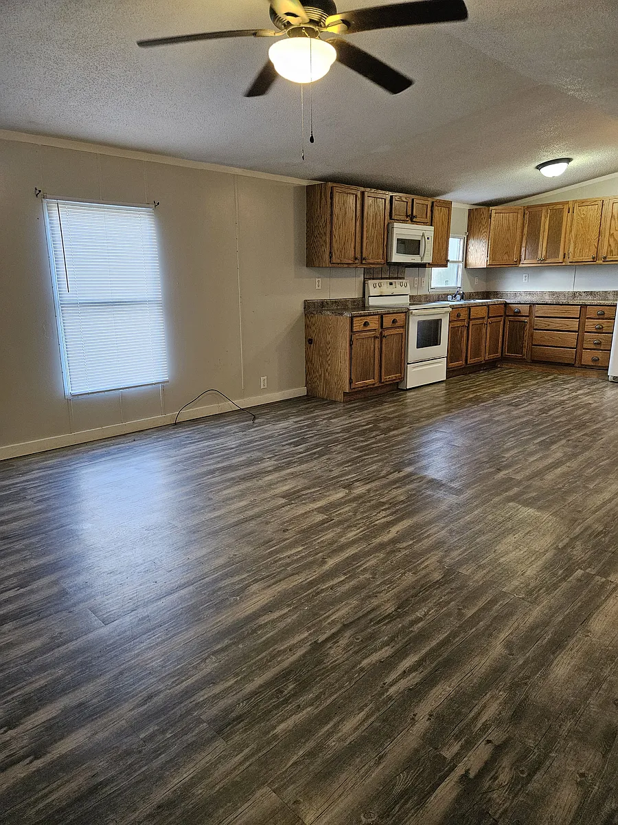 Building Photo - 2232 Cane Creek Rd