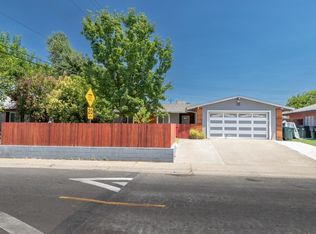 7136 Thomas Dr, North Highlands, CA