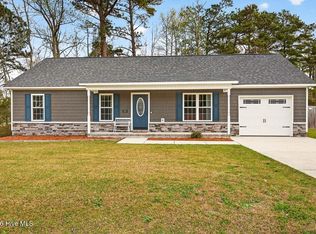 101 Hawsboro Ct, Jacksonville, NC 28540