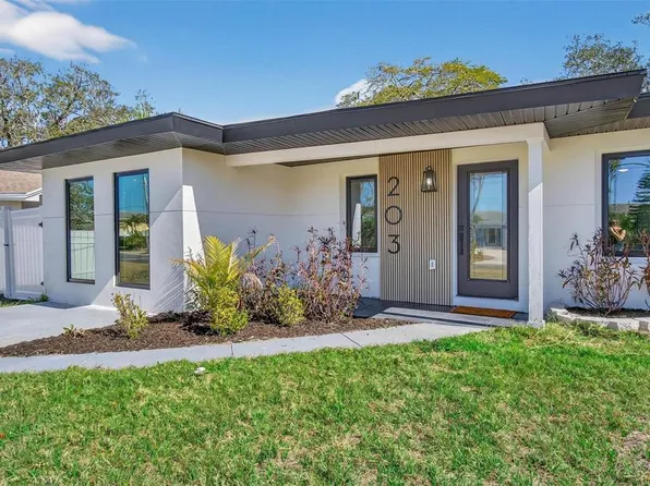 203 Driftwood Dr W, Palm Harbor, FL 34683
