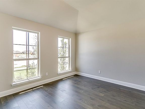 5th image of 3801 Orchard Park Ln