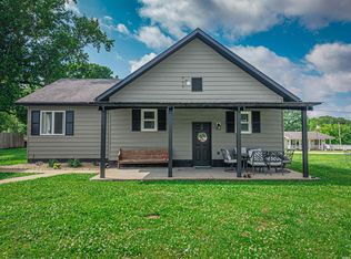 1005 E Porter St, Winslow, IN 47598
