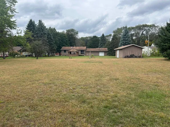 8741 Griggs Ave, Lexington, MN 55014