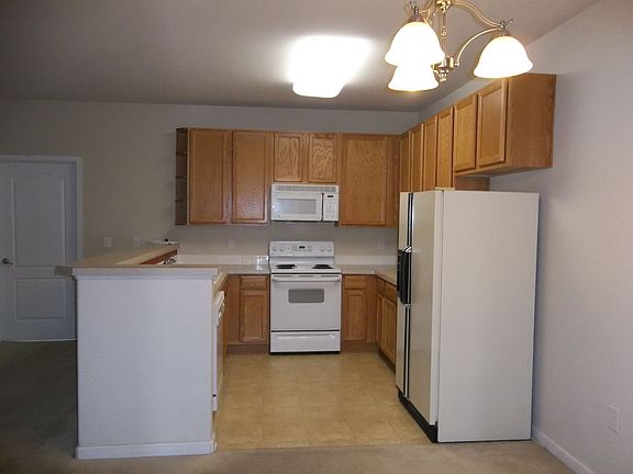 2nd image of 4755 Hahns Peak Dr Unit 104