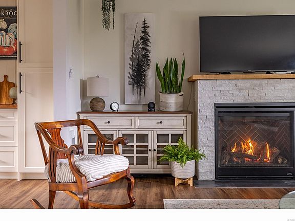 5th image of 7485 Fernmar Rd