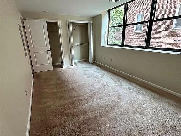 4th image of 528 N New St APT 2