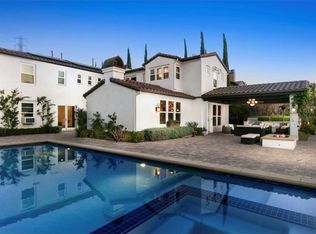 27 Christopher St, Mission Viejo, CA 92694