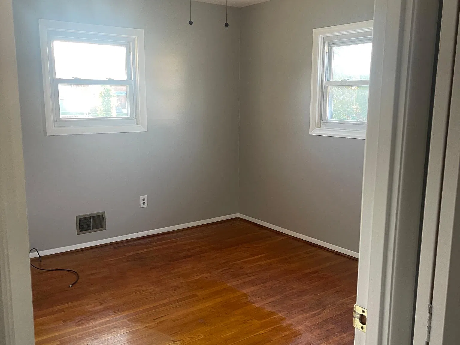 809 Bobby Rd — Photo 1