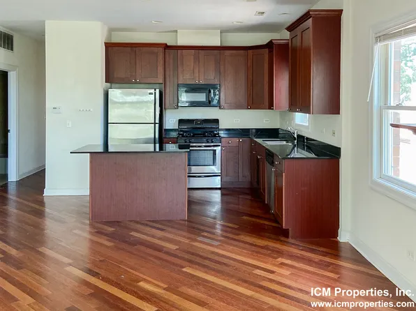 3118 N Racine Ave #3, Chicago, IL 60657