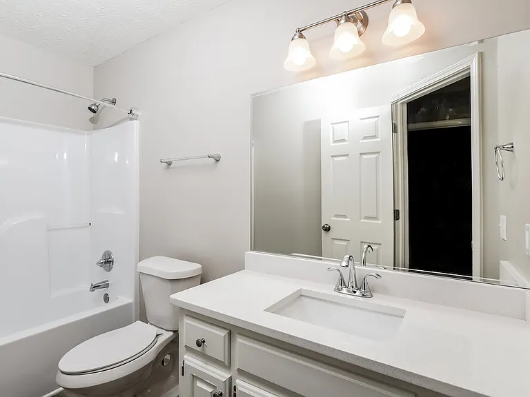 1307 Highfield Dr NE — Photo 17