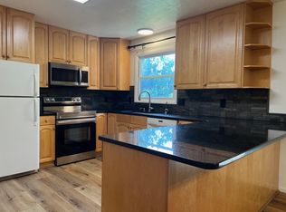 424 W Spring Creek Dr, Bozeman, MT 59715