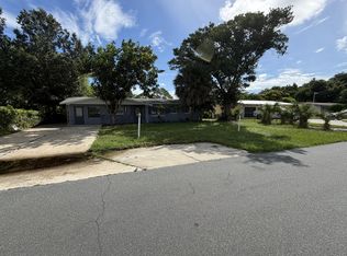 1633 SE Arapaho Ave, Stuart, FL 34994