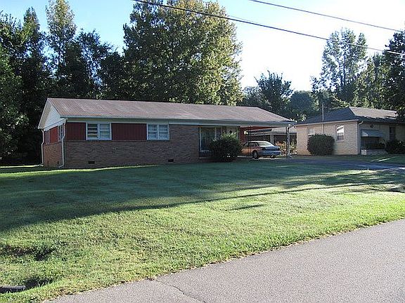 3rd image of 377 Mebanewood Dr